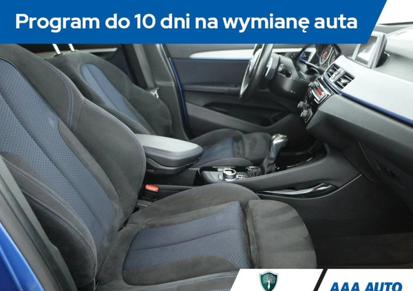 BMW X1 cena 91000 przebieg: 103949, rok produkcji 2017 z Sulejówek małe 326
